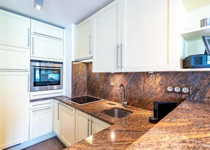 Apartamento Le Shamrock - Le Lac-6 By Interhome Tignes